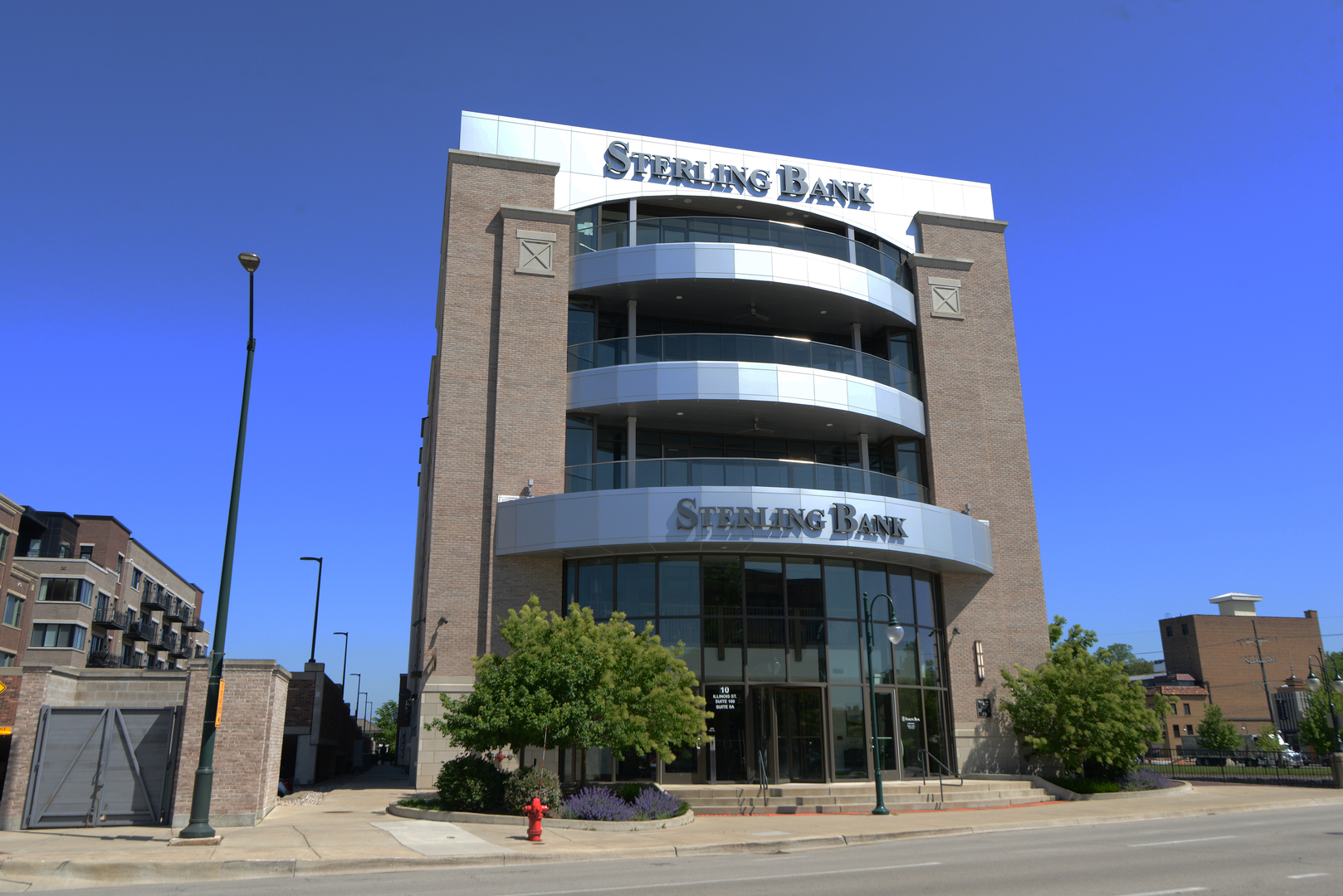 10 Illinois Street Unit: 5A