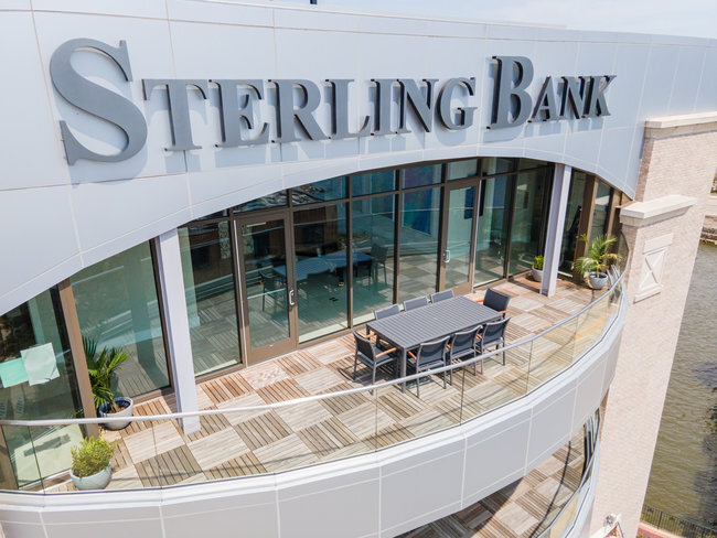 10 Illinois Street Unit: 5A