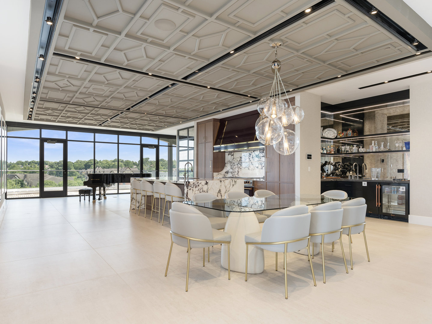 10 Illinois Street Unit: 5A