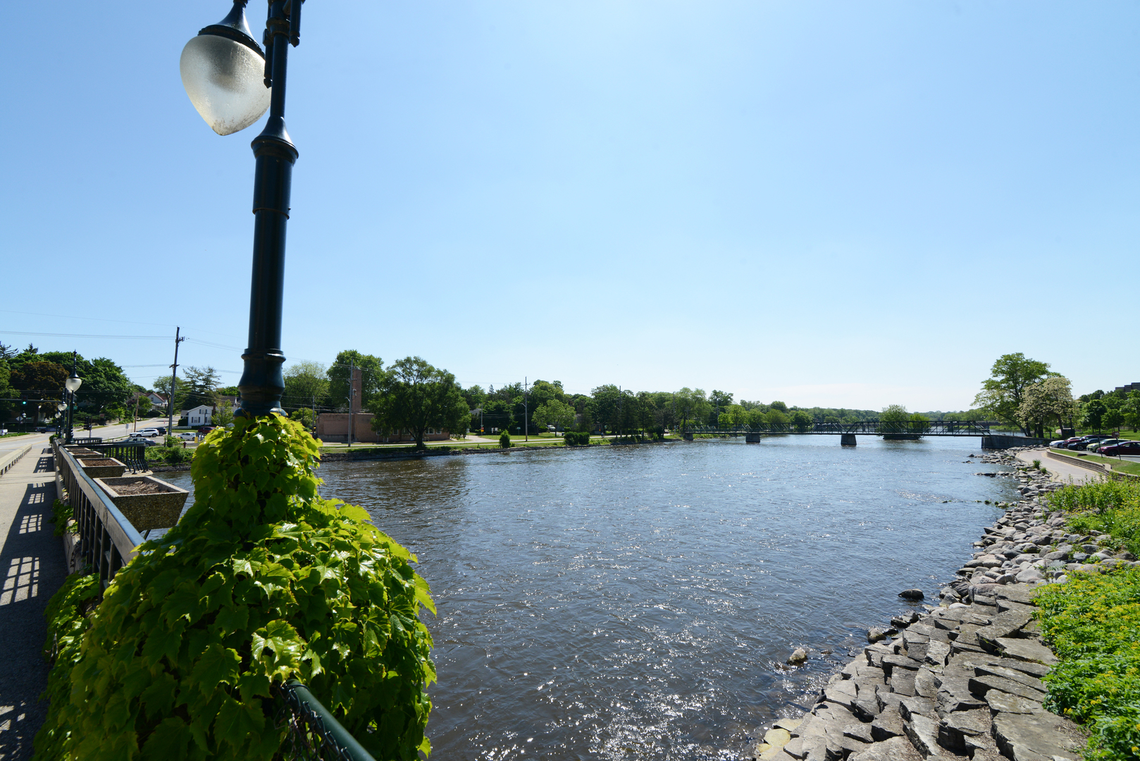 10 Illinois Street Unit: 5A