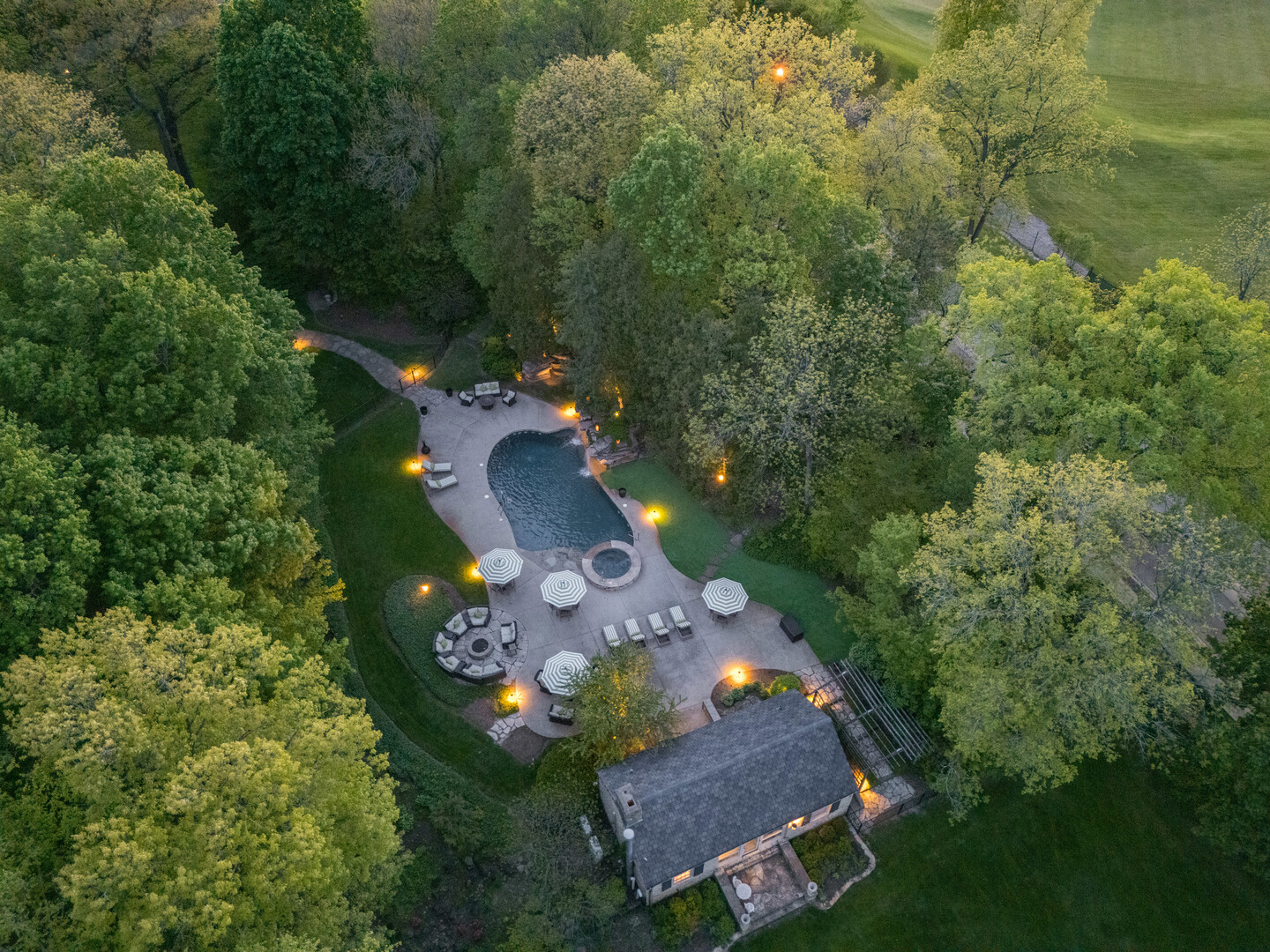 875 Country Club Road