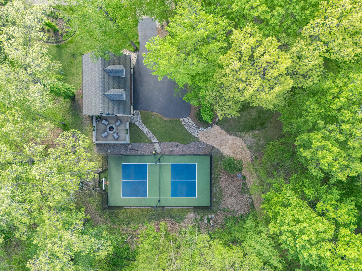 875 Country Club Road