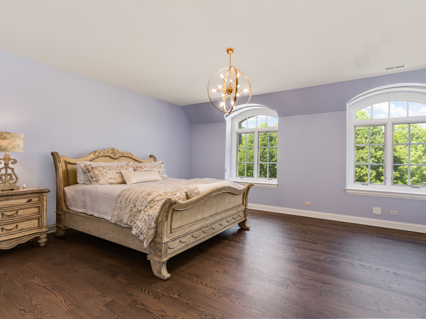 4N881 Old Farm Road