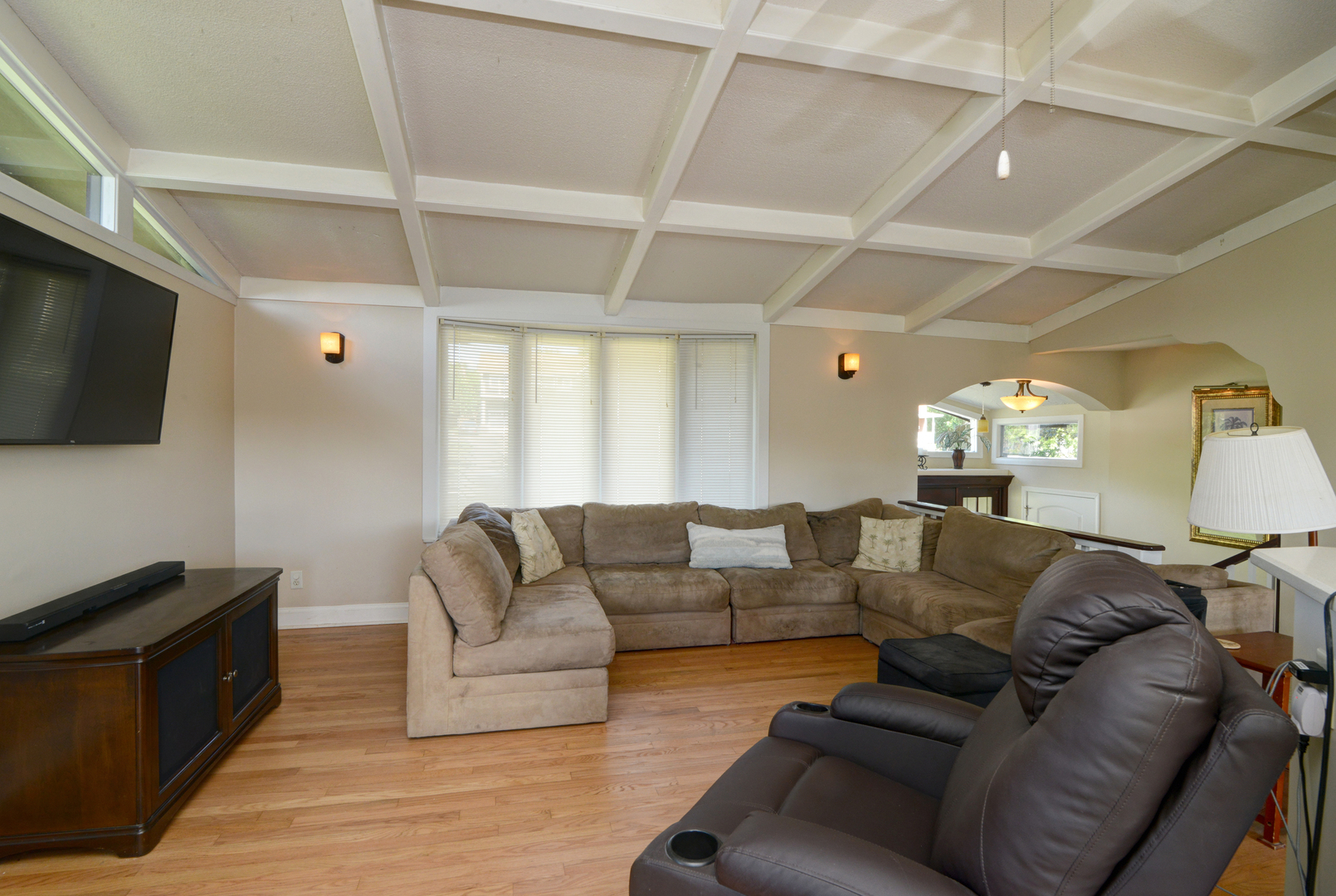 1627 Riverside Avenue