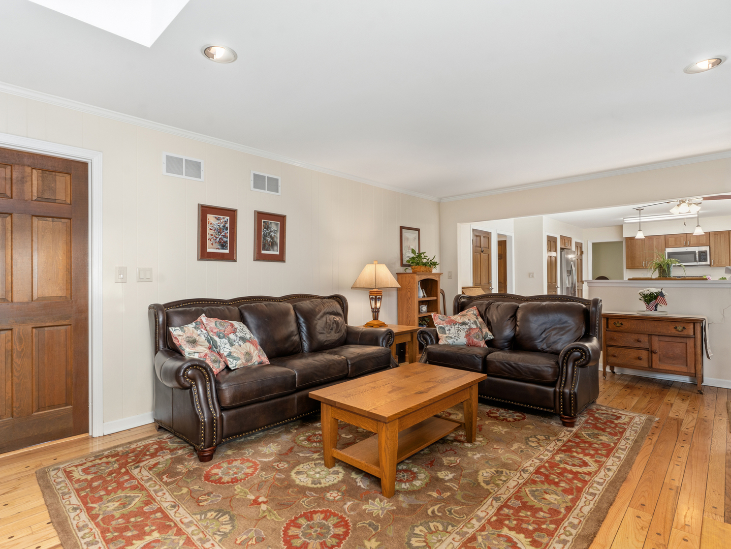 1235 Pin Oak Court