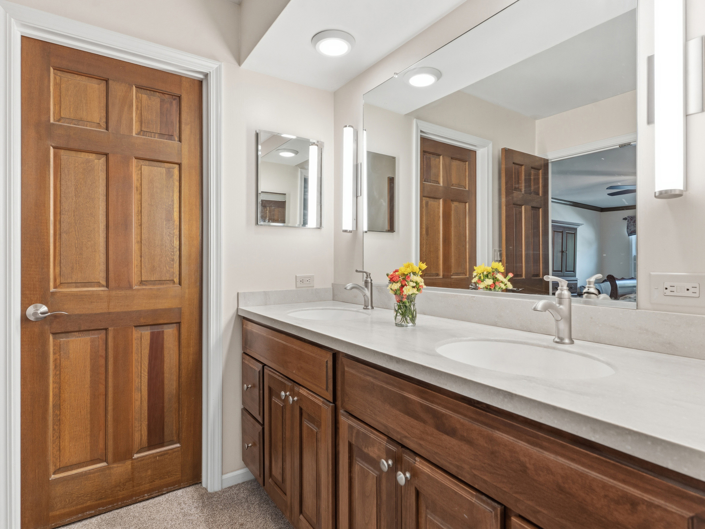 1235 Pin Oak Court