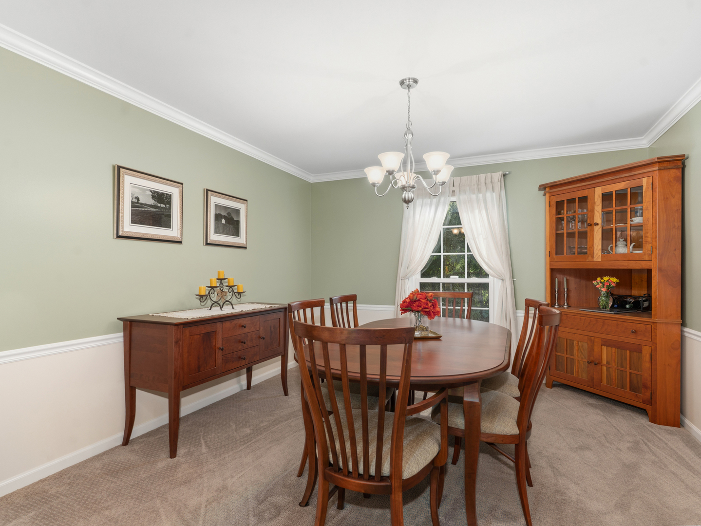 1235 Pin Oak Court