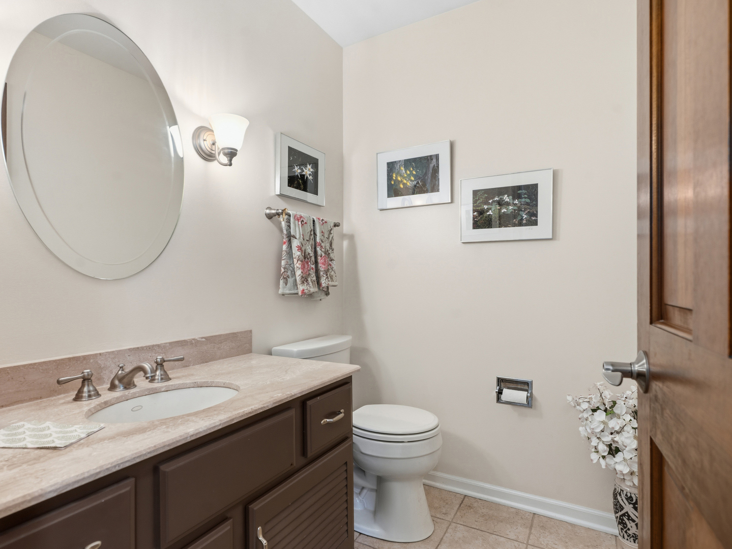 1235 Pin Oak Court