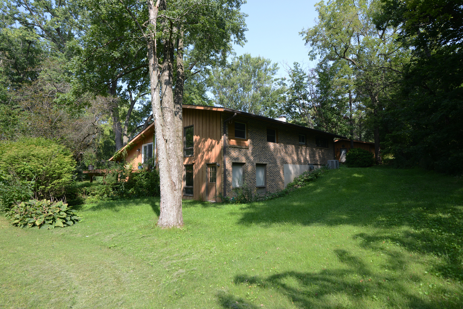 3N353 Pine Hills Road