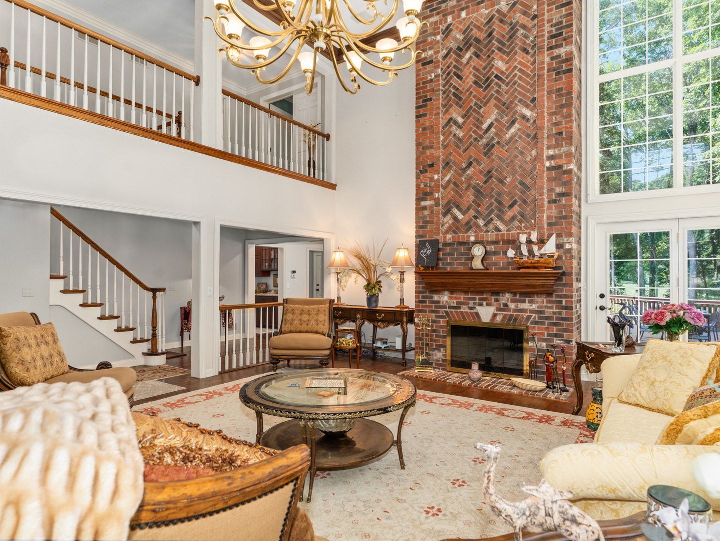 818 Fox Glen Drive