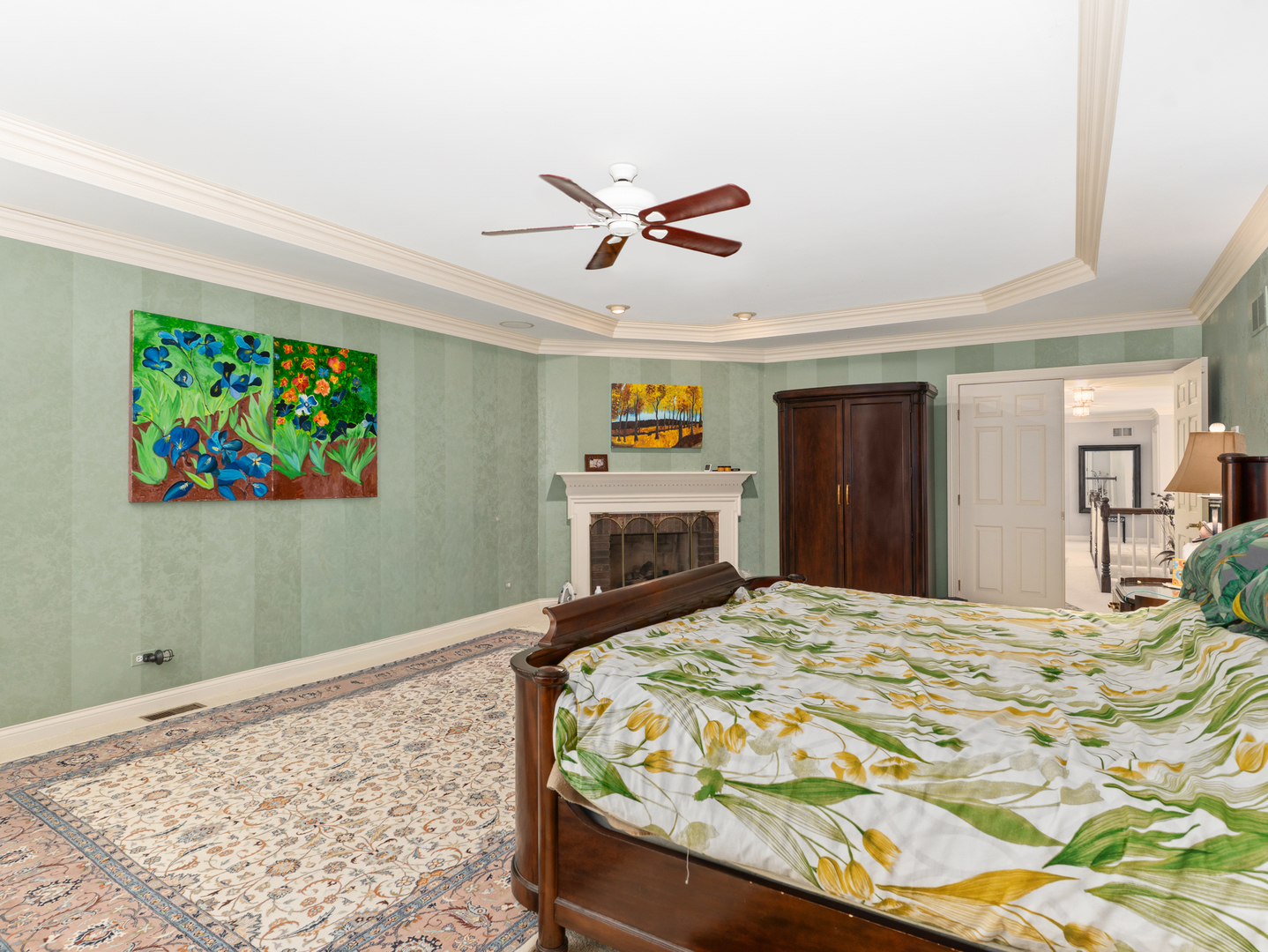 818 Fox Glen Drive