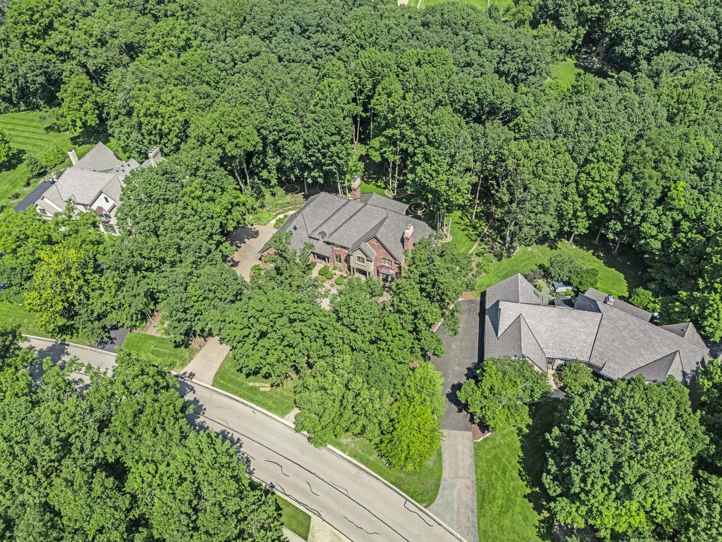 818 Fox Glen Drive