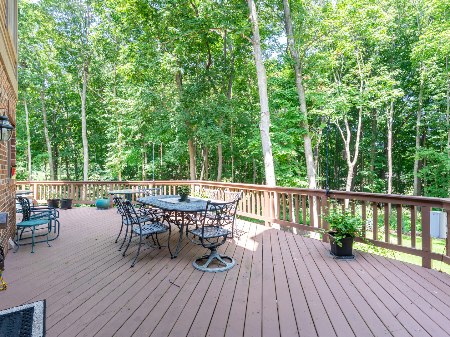 818 Fox Glen Drive