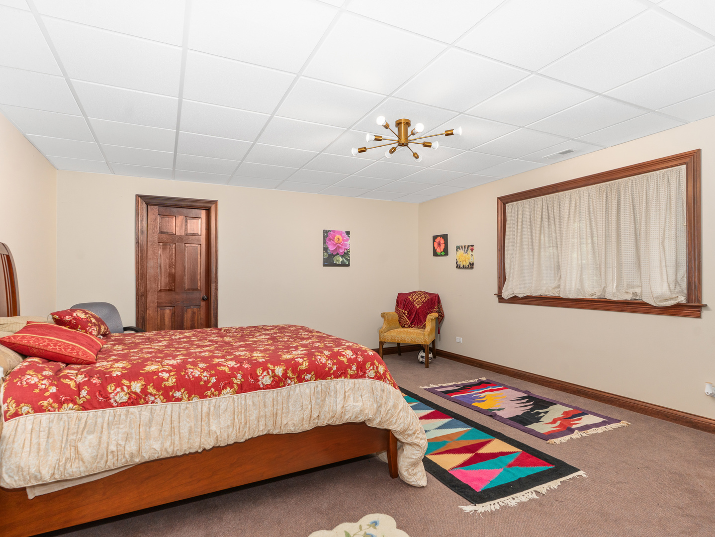 818 Fox Glen Drive
