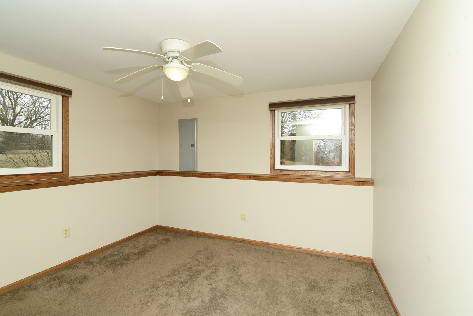 1070 CENTER Drive