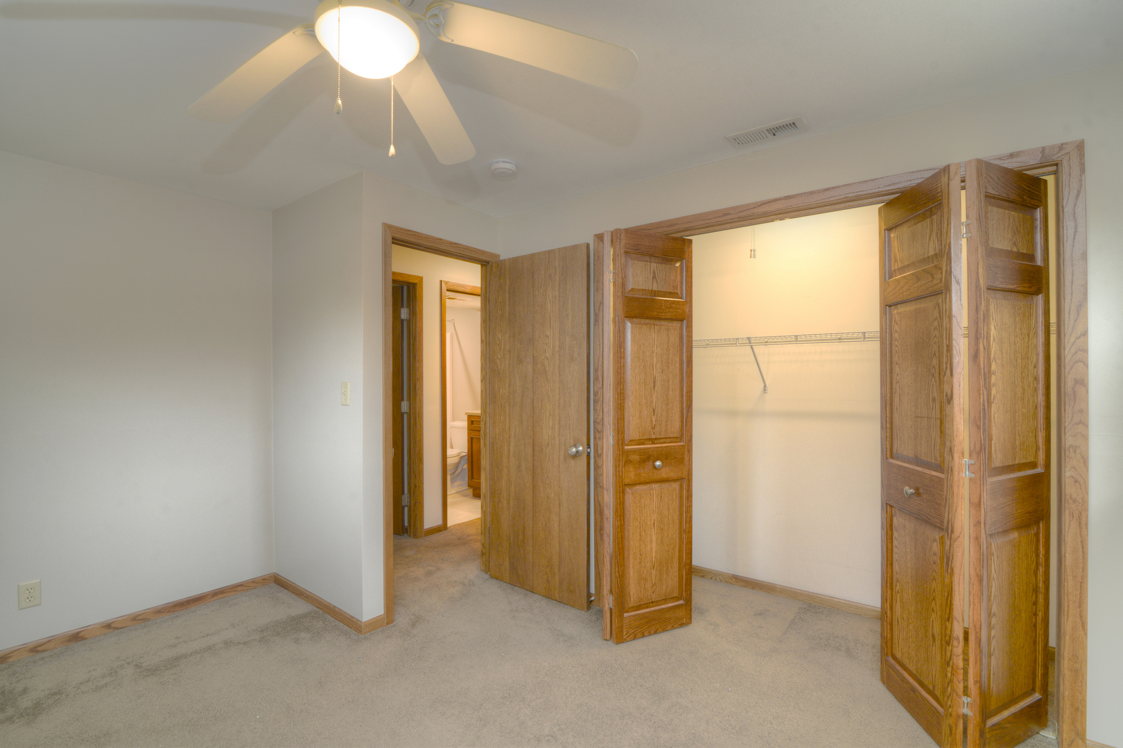 1070 CENTER Drive