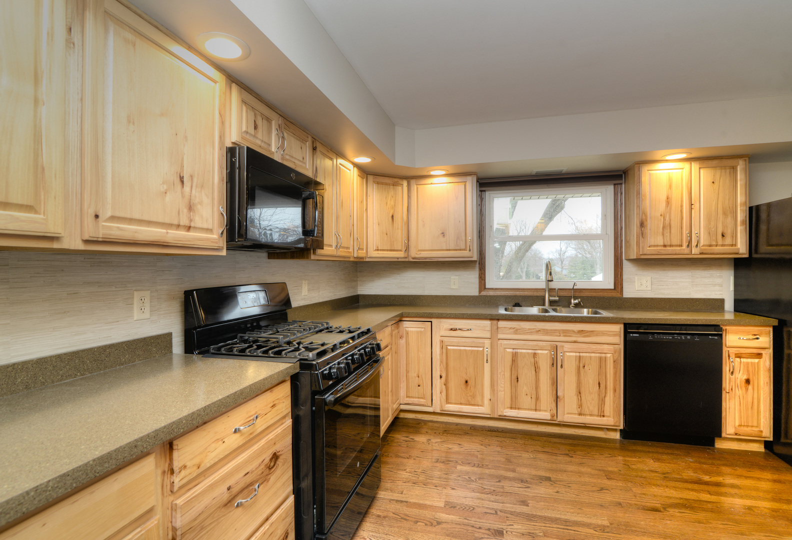 1070 CENTER Drive