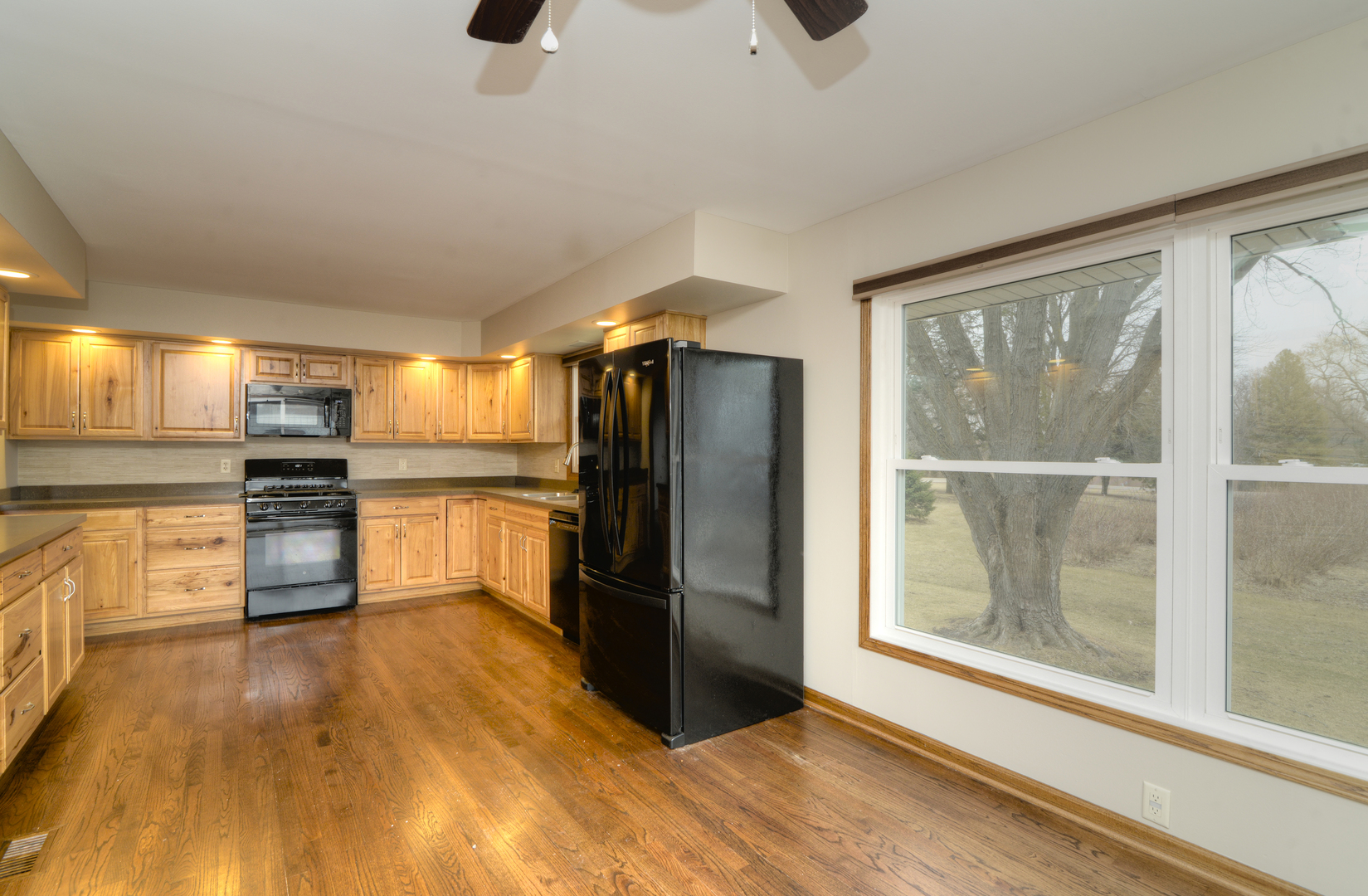 1070 CENTER Drive