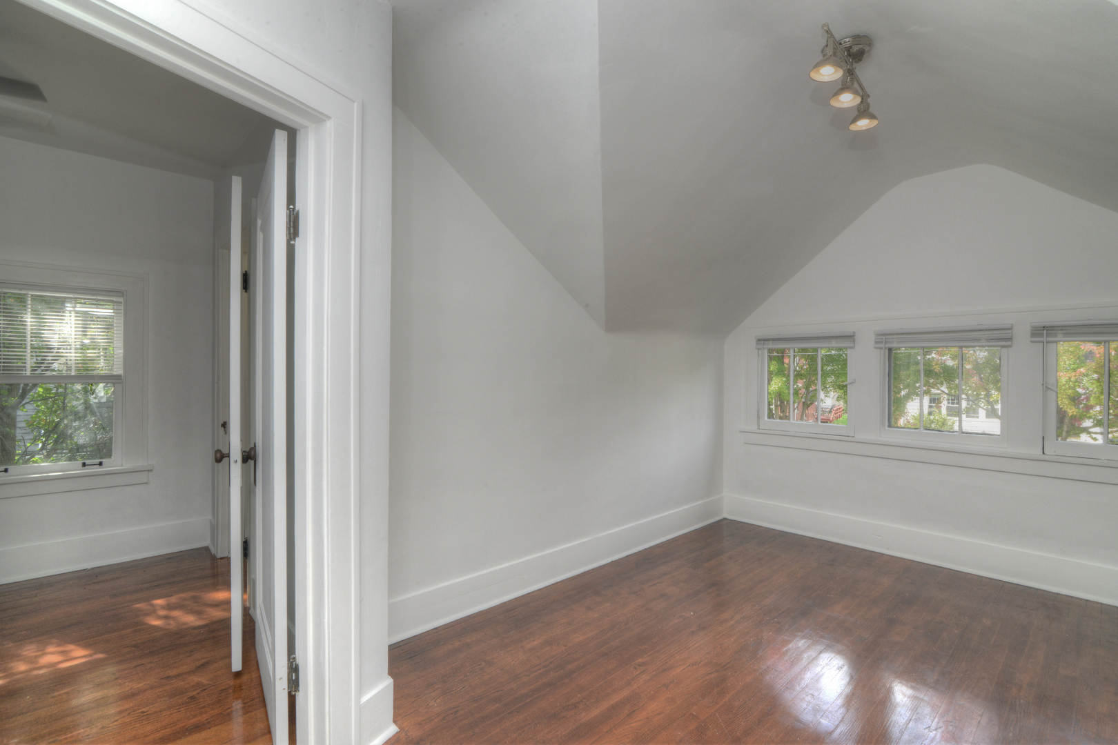 724 S 5th Street