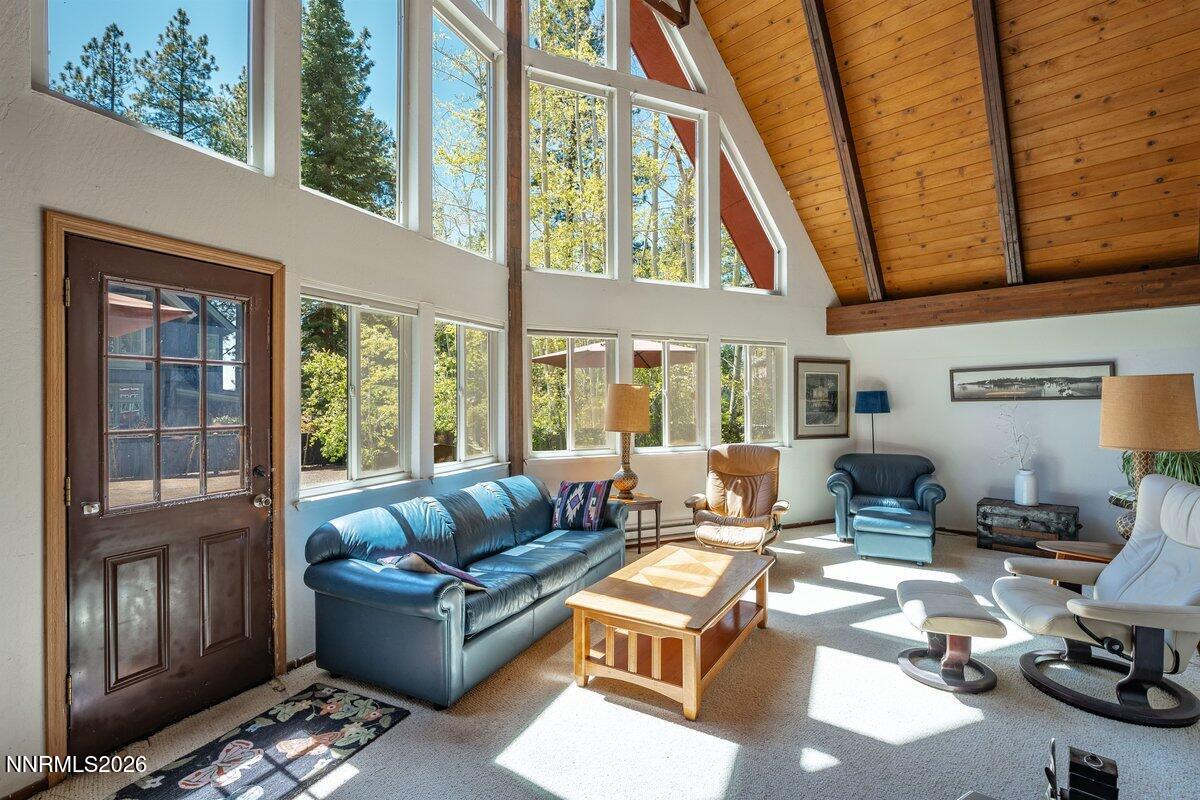 17 Golf Links Drive