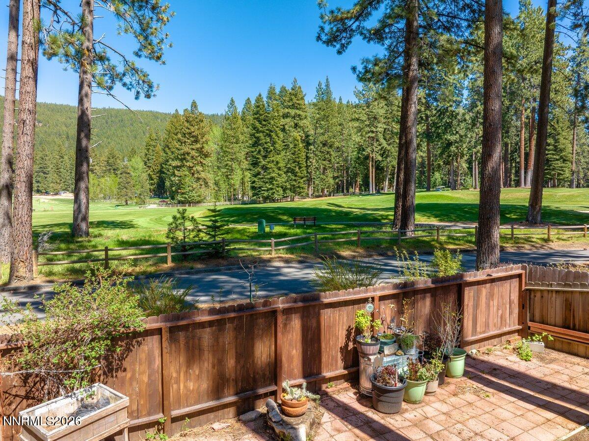17 Golf Links Drive