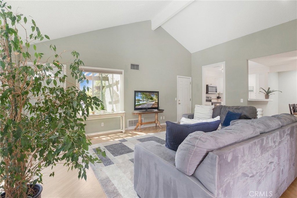 25936 Robin Circle 15