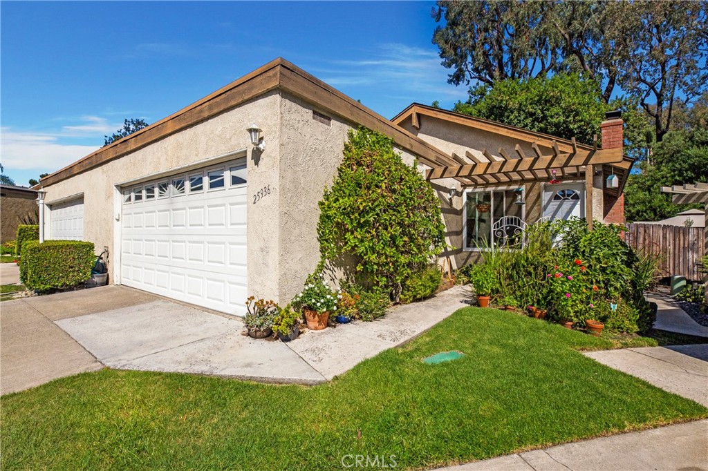 25936 Robin Circle 15