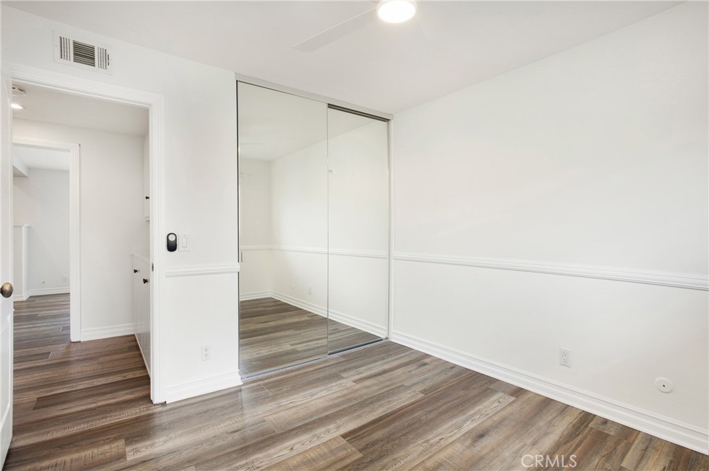 19622 Crestknoll Drive