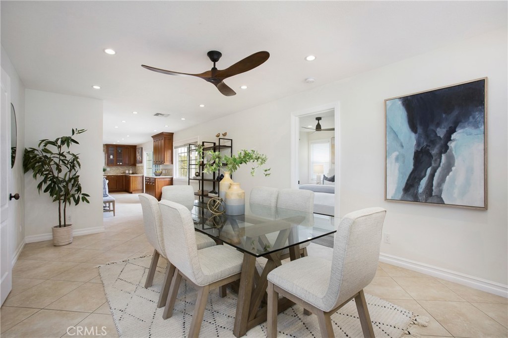 19622 Crestknoll Drive