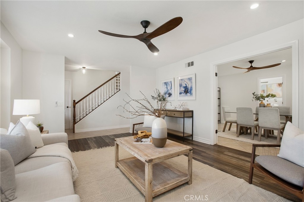 19622 Crestknoll Drive