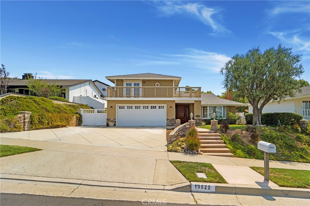 19622 Crestknoll Drive