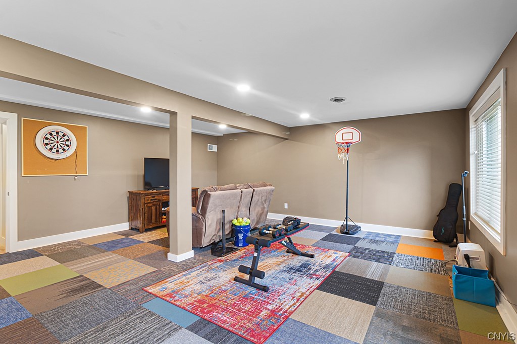 6 Sherman Oaks Drive
