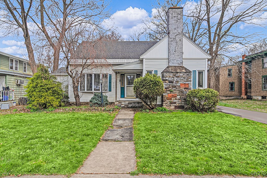 105 John St