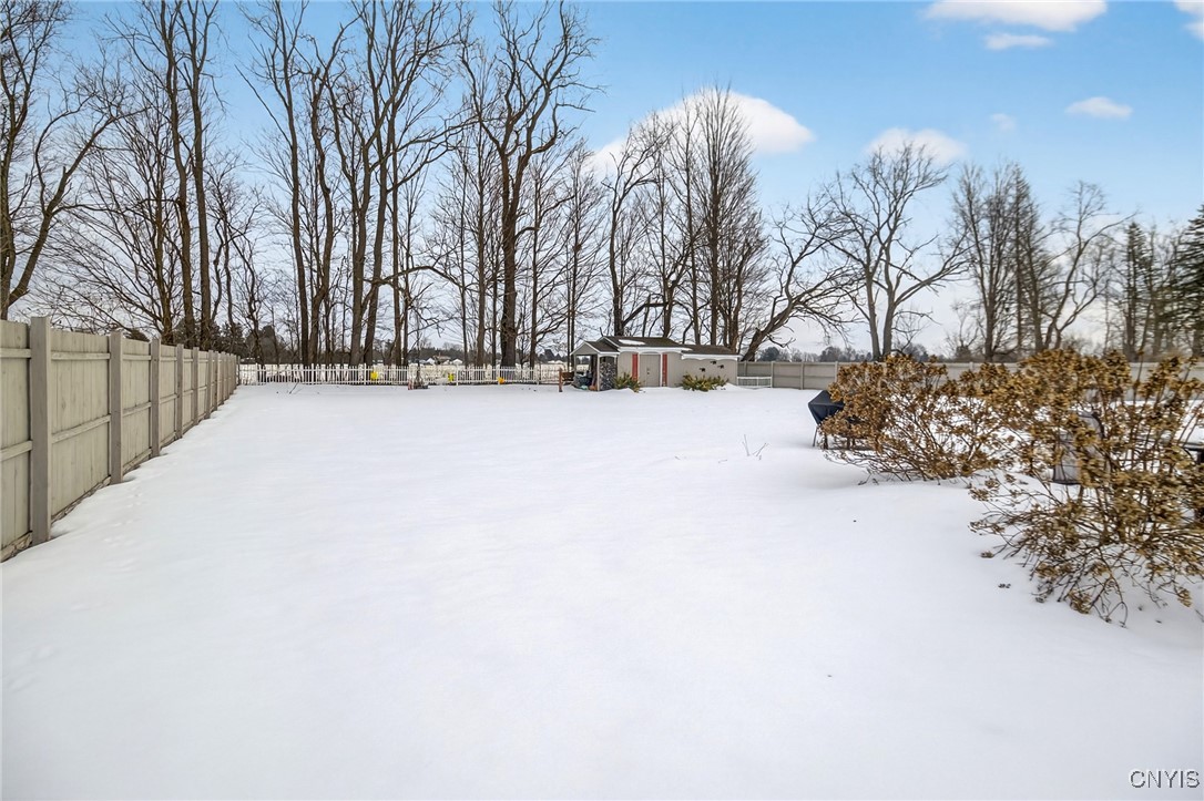 8311 Greenview Dr