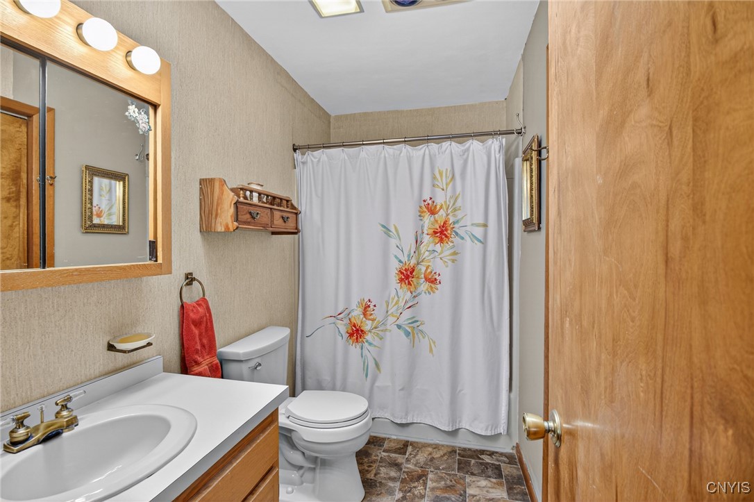 8311 Greenview Dr