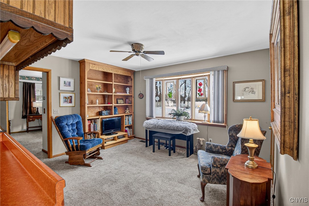 8311 Greenview Dr
