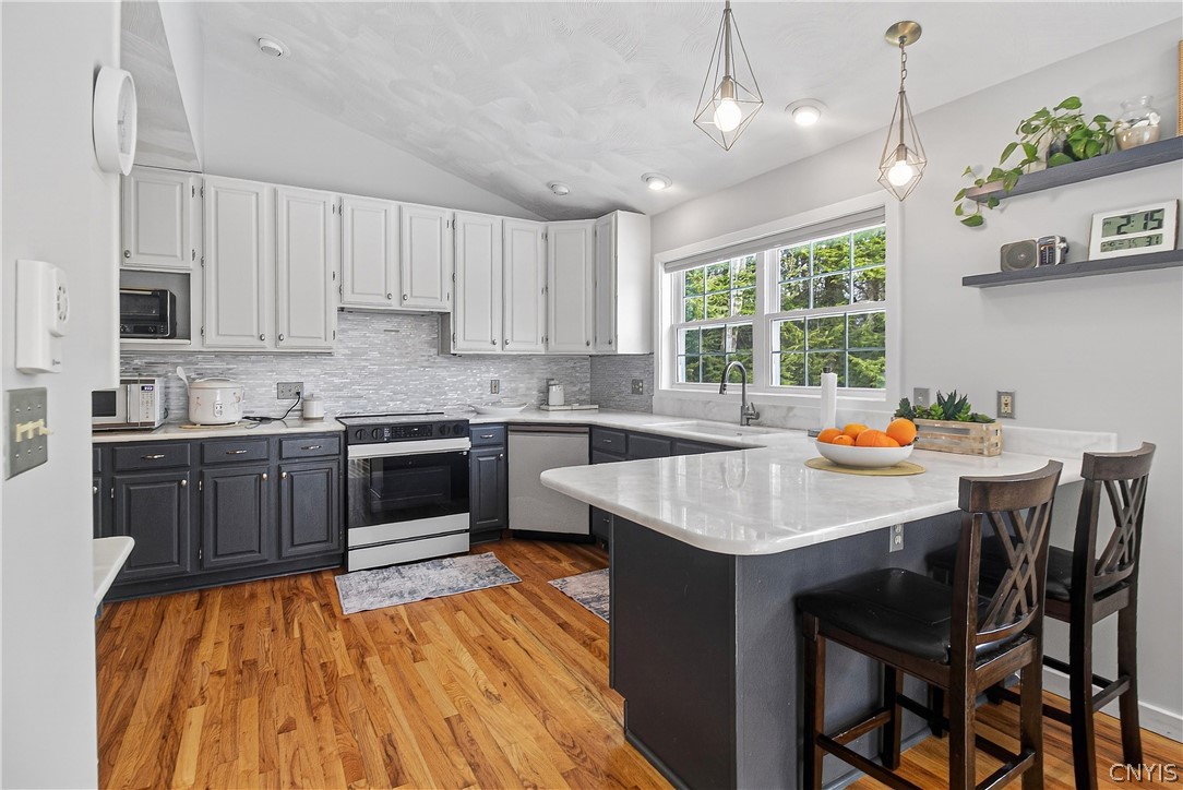 6311 Hidden Meadow Dr