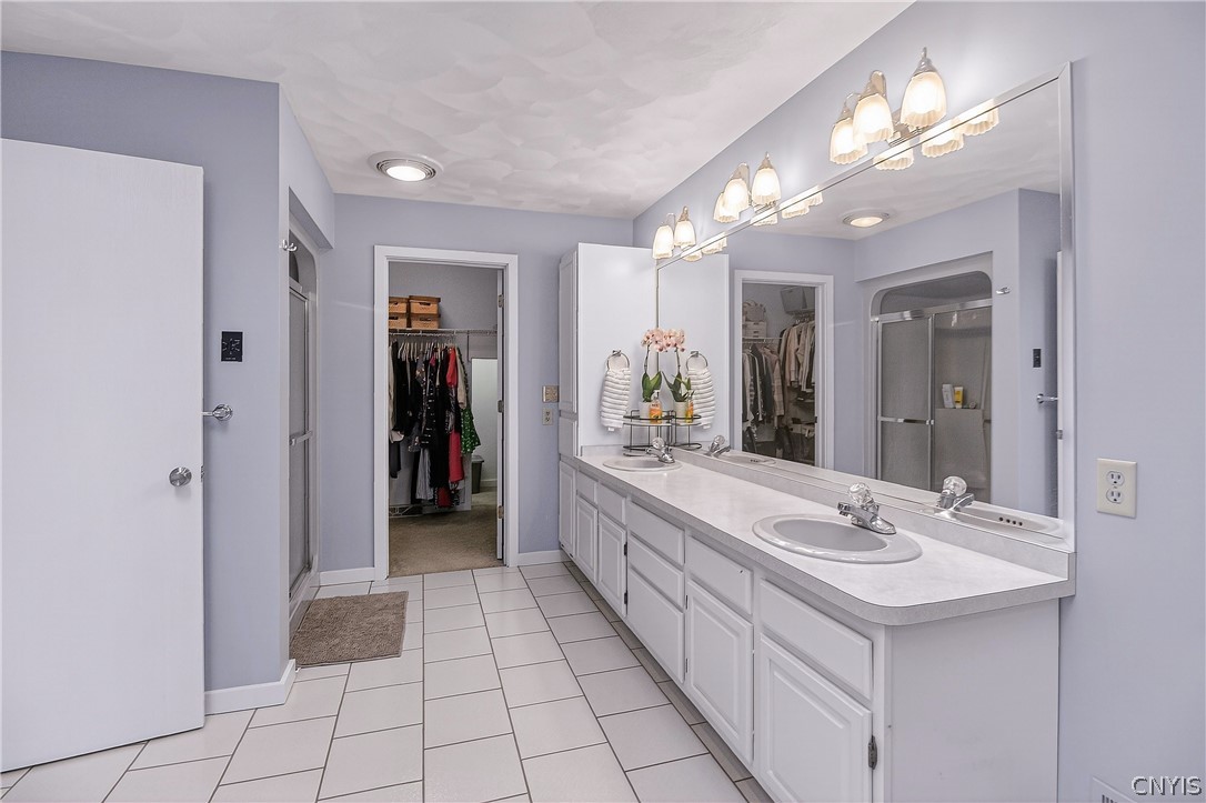 6311 Hidden Meadow Dr