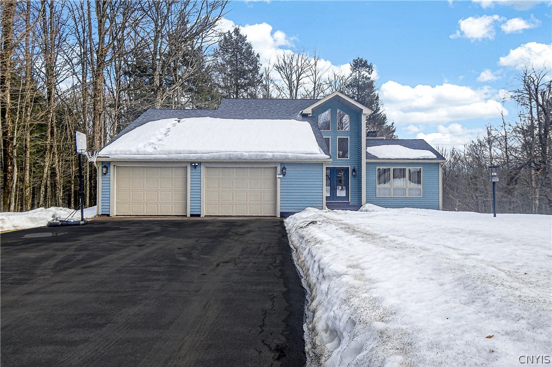 6311 Hidden Meadow Dr