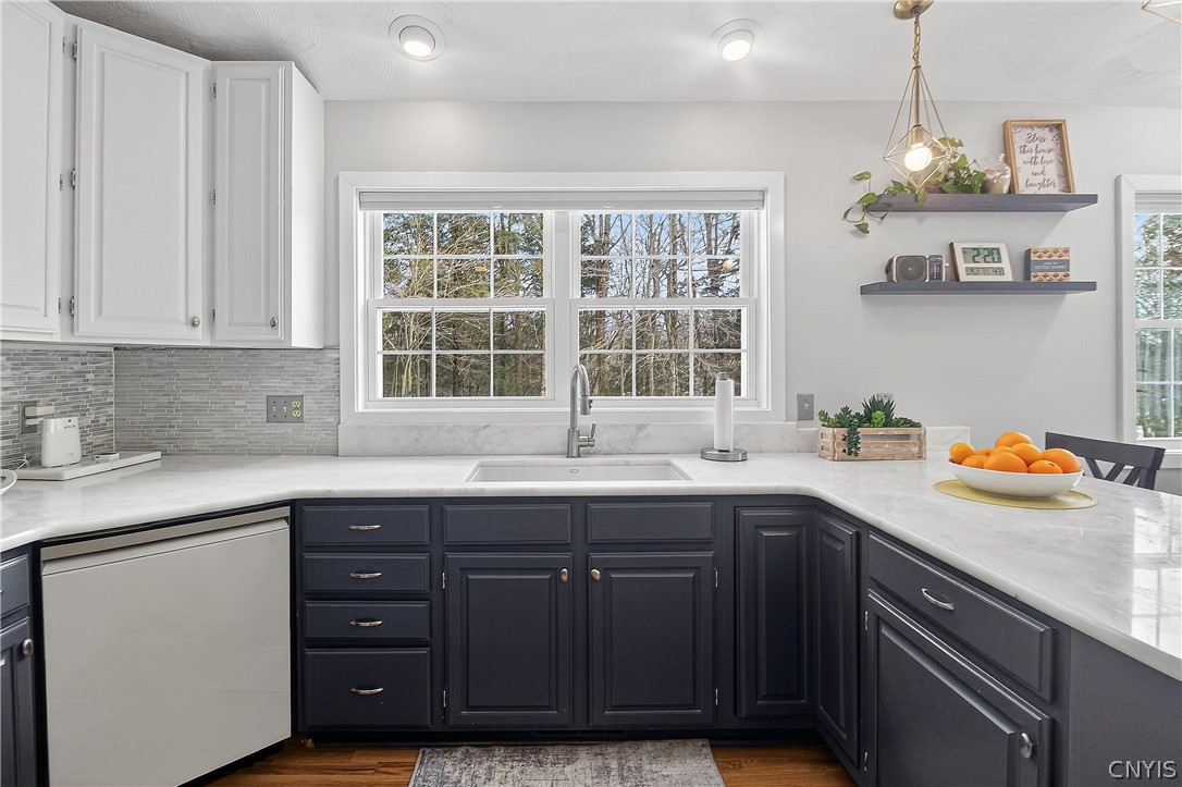 6311 Hidden Meadow Dr