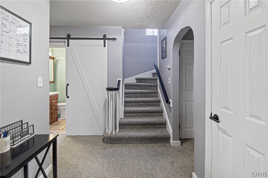 8 Crescent Drive