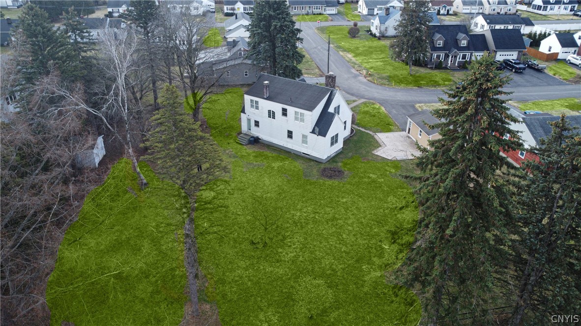 8 Crescent Drive