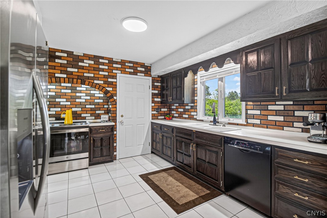 308 Washington Dr