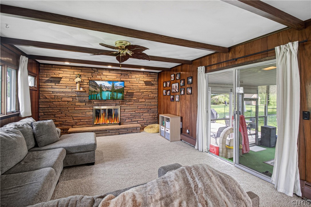 308 Washington Dr