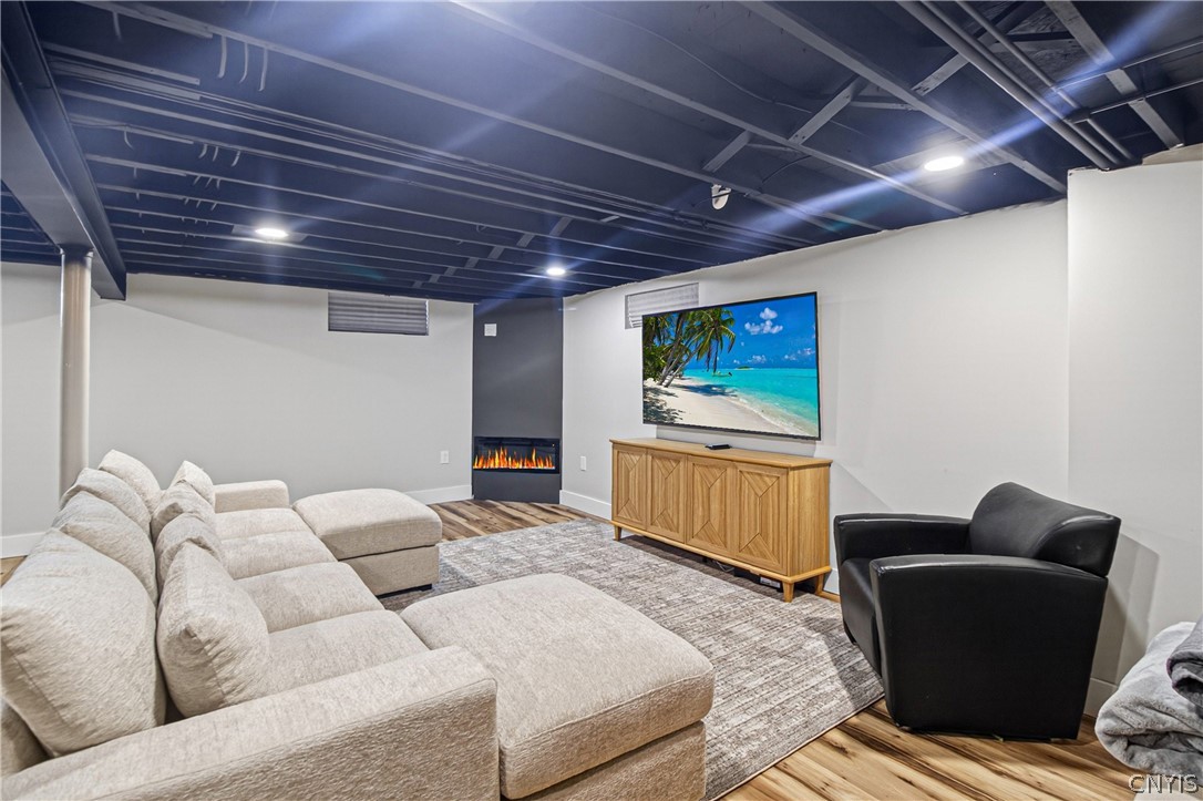 308 Washington Dr