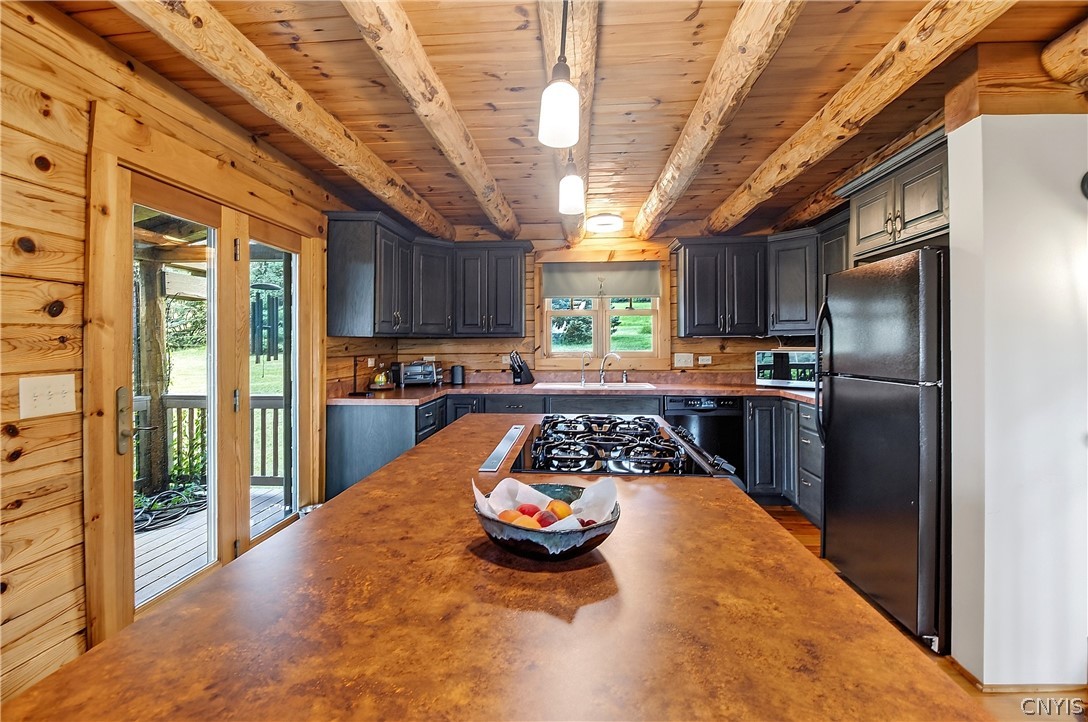 647 Osborne Hill Road