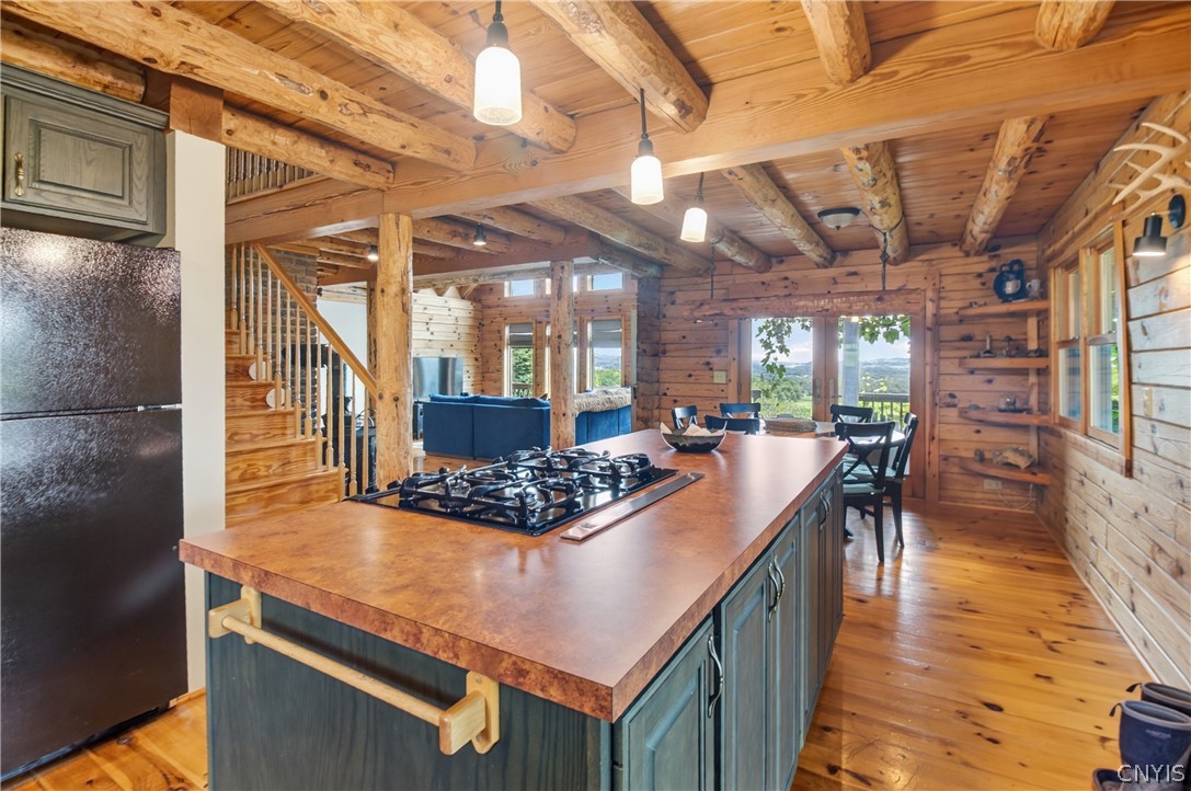 647 Osborne Hill Road