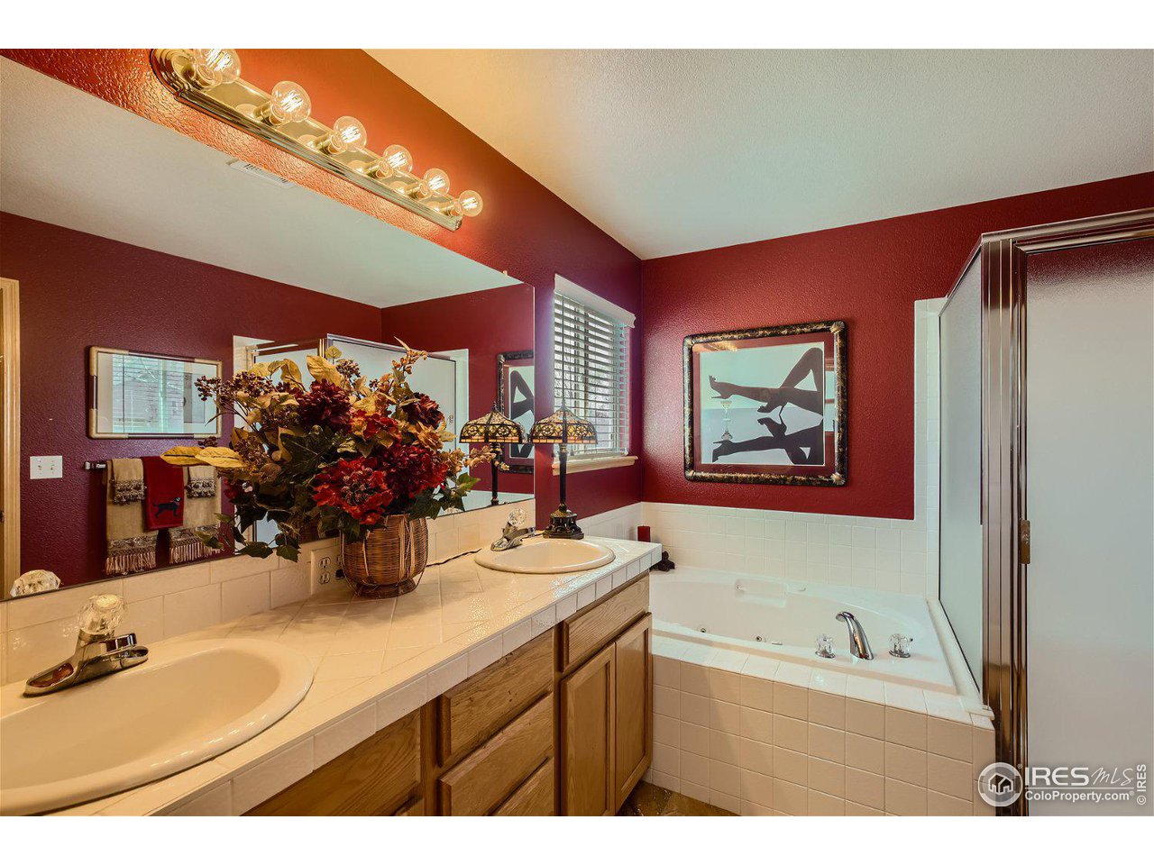 606 Blue Azurite Ave