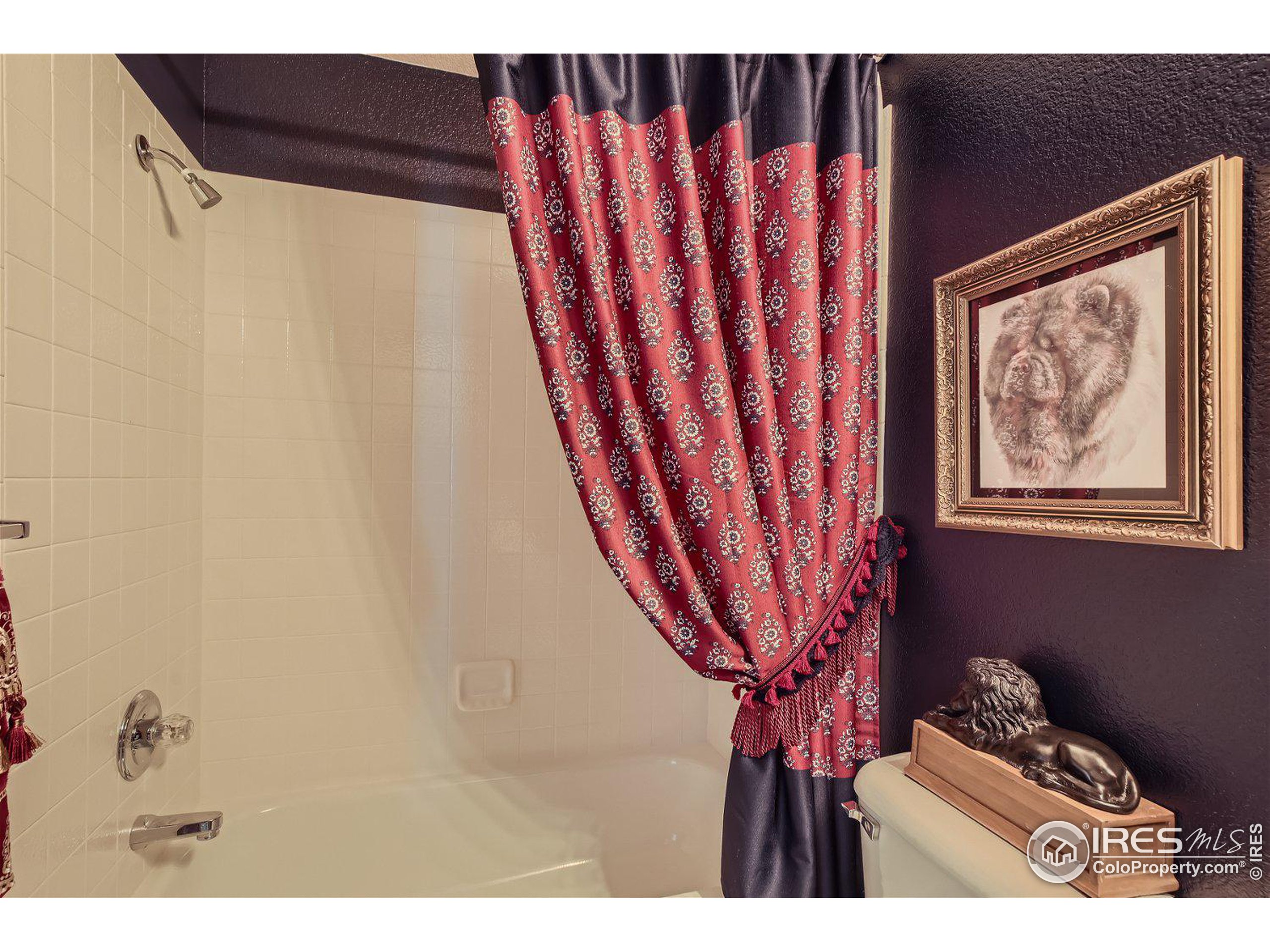 606 Blue Azurite Ave