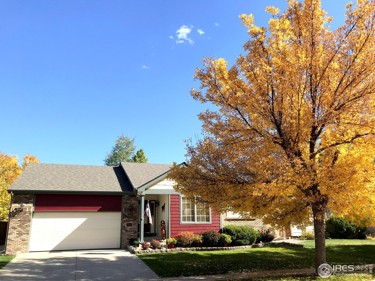 606 Blue Azurite Ave